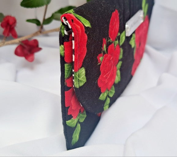 Versatile wallet - Red Roses